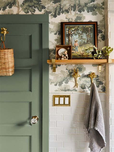 2. Whimsical & Kid-Friendly Tags: Adorable Haunts for Little Hands