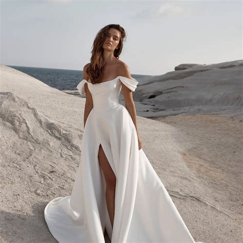 3. Elegant & Modern Styles: Sophistication for Your Feast