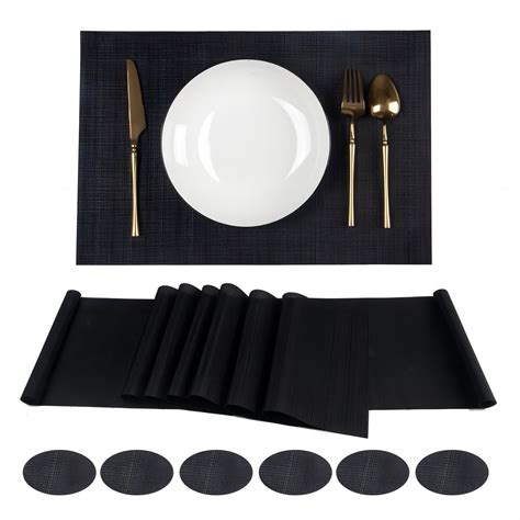 3. Modern & Minimalist Chic Placemat Styles