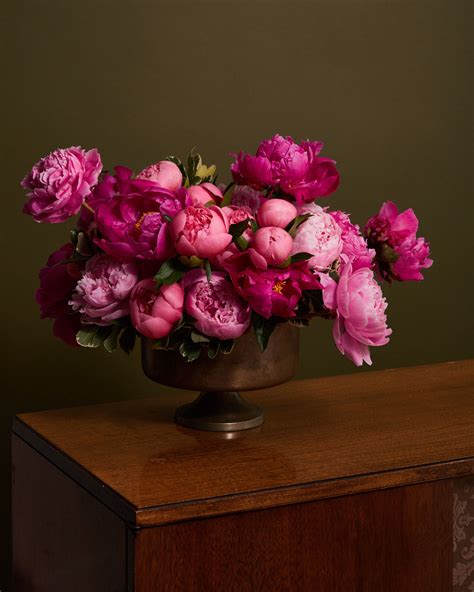 Beyond the Petals: Floral Scenes & Bouquets