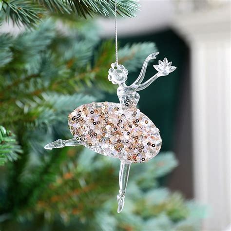 "Beyond the Tree" Ornaments: Creative Uses for Your Templates