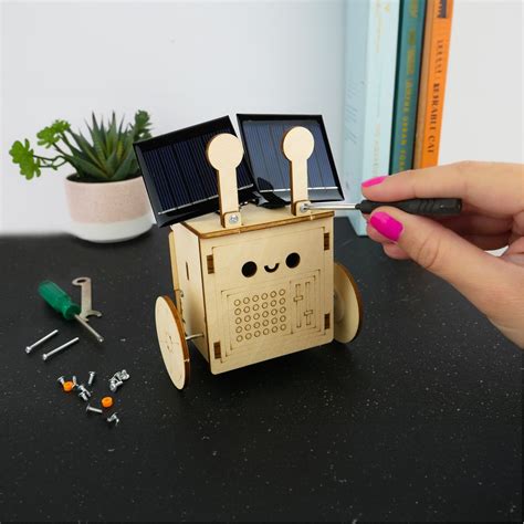 Category 2: Adorable & Kid-Friendly Bots – Perfect for Little Hands