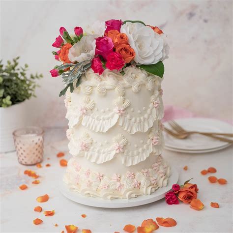 Classic & Traditional Cake Designs