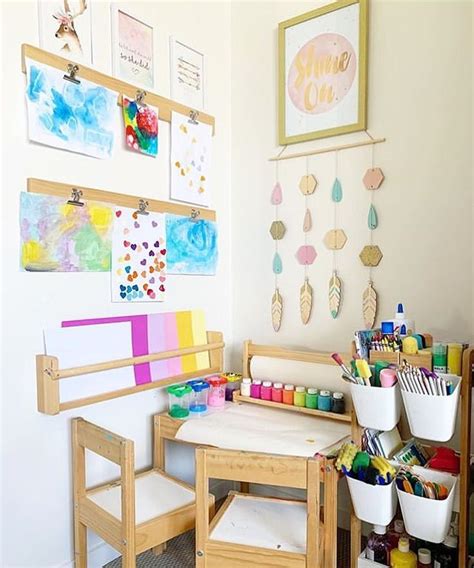 Creative Corner: Art & Craft Instructionals