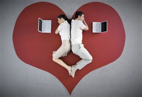 Digital & Shareable Hearts: Spreading Love in the Modern Age