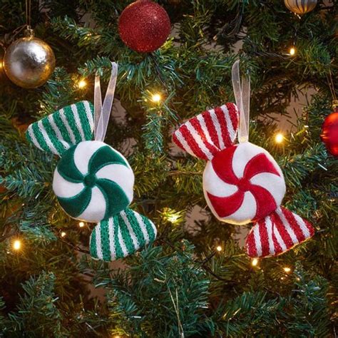 For Little Hands: Simple & Sweet Ornaments