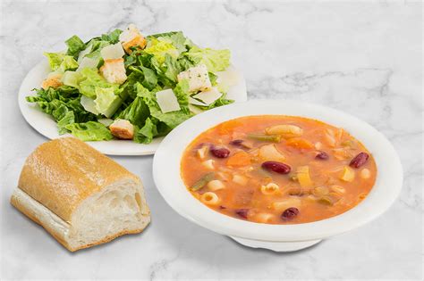 Fresh & Light: Soups, Salads, & Starter Bites