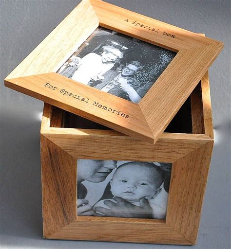 Gift & Keepsake Cubes: A Touch of Personalization