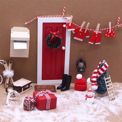 Gift-Ready: Mini Scenes for Sharing