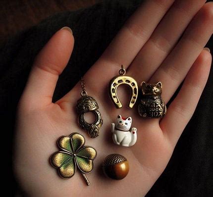 "Good Luck" Charms & Gifting: Sharing the Fortune