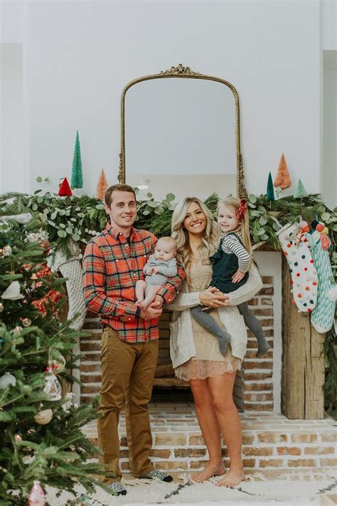 Holiday & Seasonal Abodes: Festive Fun