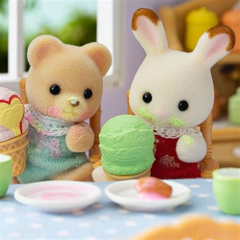 Kid-Friendly & Cute Critters for Little Ones
