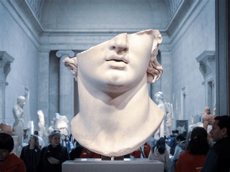 Mastering Form & Dimension: Using the Scale for 3D Illusion