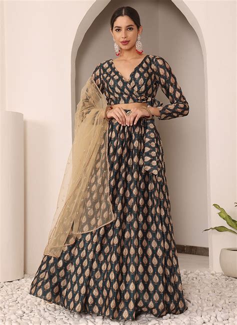 Modern & Stylish Collections: Fashion Forward Fun