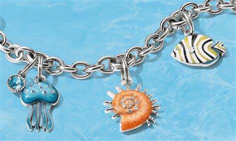 Nautical & Coastal Charms: Bringing the Beach Indoors