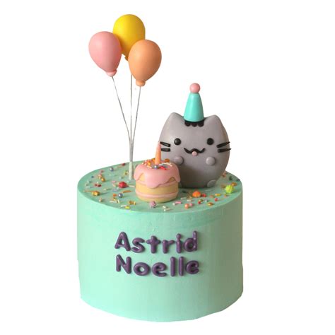 Seasonal Snuggles & Holiday Hues: Pusheen for Every Celebration