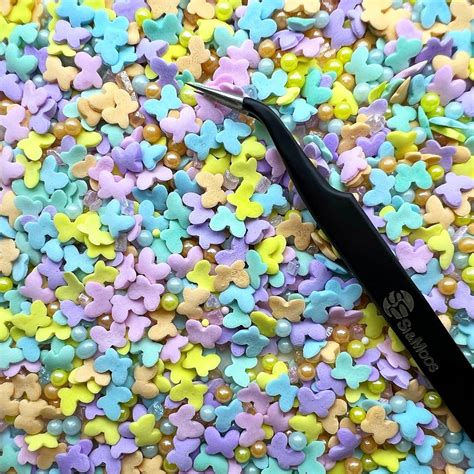 Seasonal Sprinkles: Themed Butterfly Fun