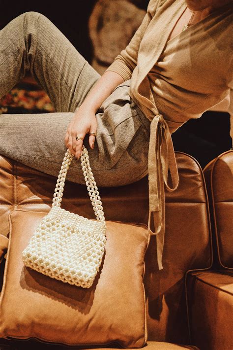 Sleek & Modern: Understated Festive Charm