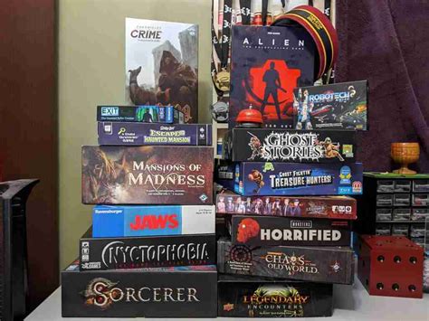 Tabletop Terrors & Buffet Beauties: Dining in Dread