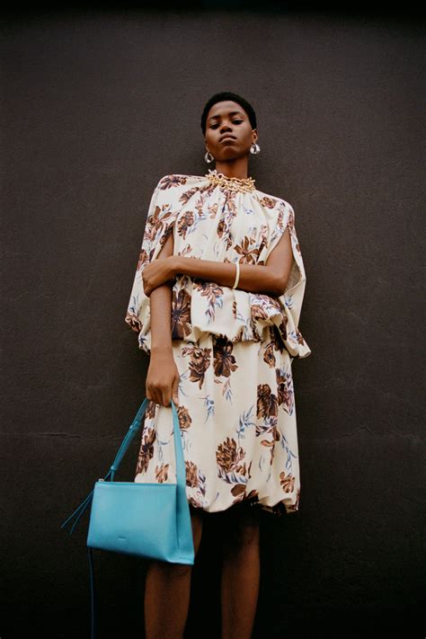 The Allure of Silk: Why Print on This Luxurious Canvas?