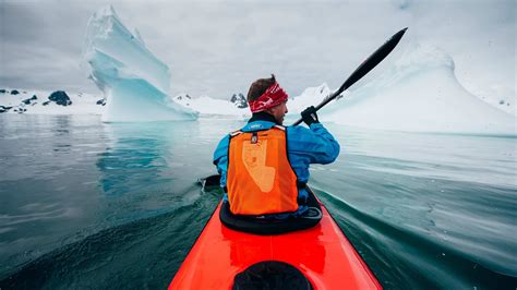 Themed Expeditions: Exploring Worlds Through Dots