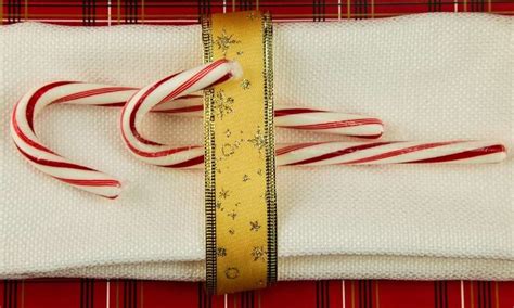 Tips for Personalizing Your Candy Cane Legend Experience