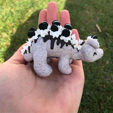 Tips for Personalizing Your Dino Creations