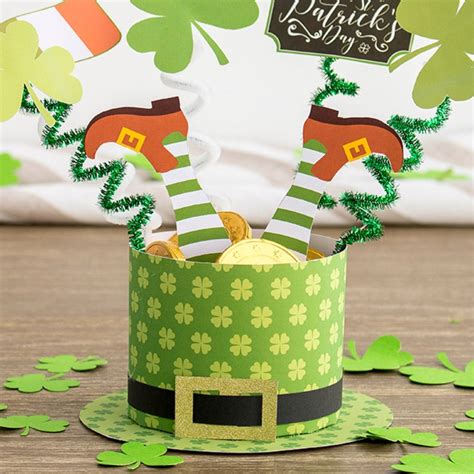 ✨ Tips for Personalizing Your St. Patrick's Day Crafts